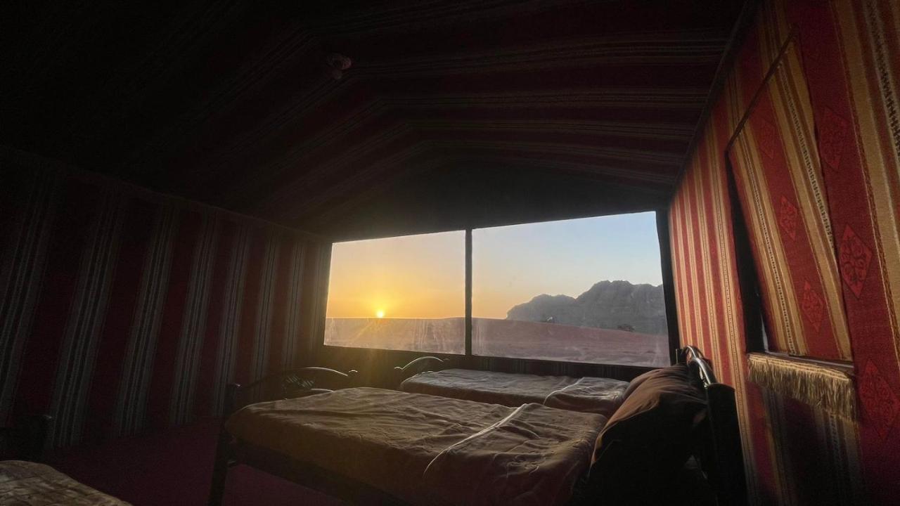 Wadirum Sunset Camp Hotell Wadi Rum Exteriör bild
